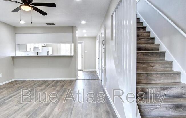 2300 INDIGO LN