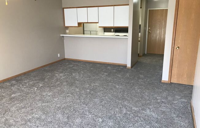 1 bed, 1 bath, 772 sqft, $1,059, Unit 1-304