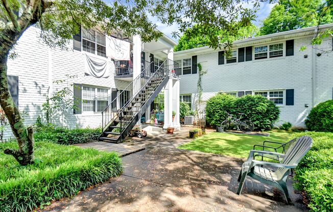Quiet Community Near UGA Campus and Downtown!