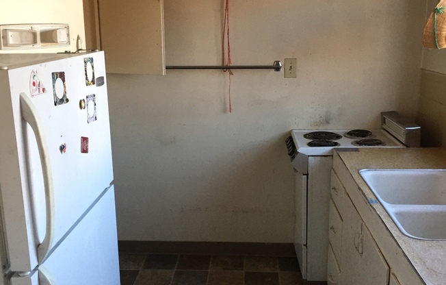 Studio, 1 bath, 500 sqft, $825, Unit Unit 05