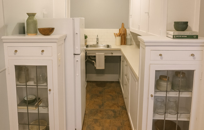 Studio, 1 bath, 445 sqft, $1,600, Unit 309