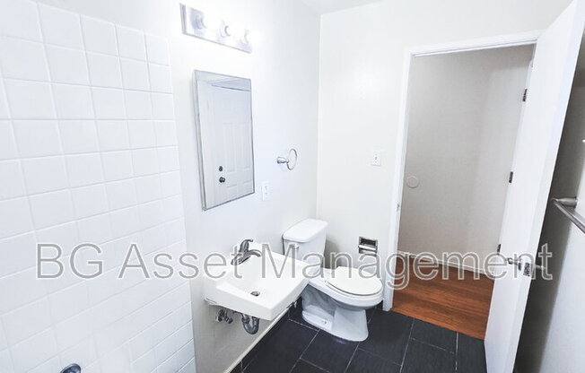 3600 DIMOND AVE