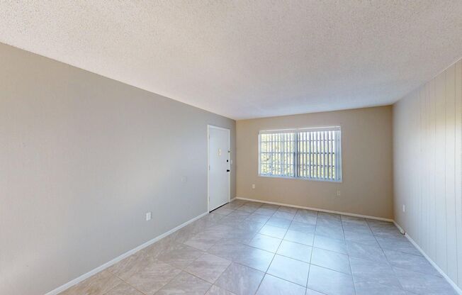 1BR / 1BA CONDO @ GROVE PARK CONDOMINIUMS - East-Orlando  ** Water Included **