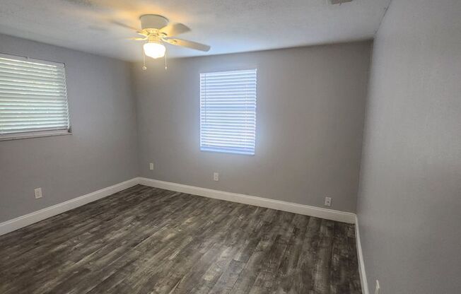 2 beds, 1 bath, 900 sqft, $1,495, Unit 8017