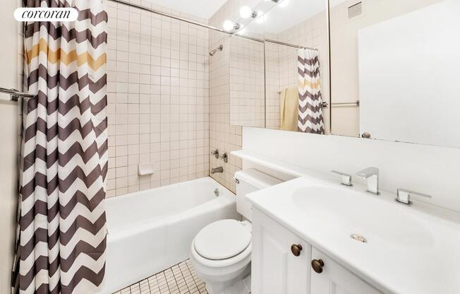 1 bed, 2 baths, $4,495, Unit 19E