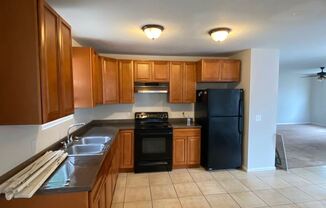 2603 E Cayuga