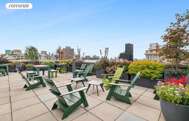 77 E 12 ST