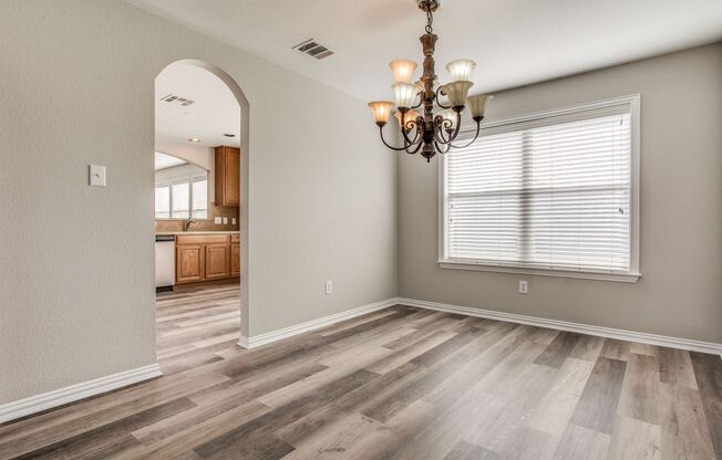 Great 4 Bedroom home with large fenced yard in Blackhawk !!