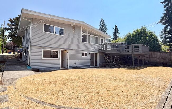 4 beds, 2 baths, $3,850