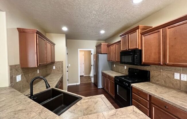 Three Bedroom in SW Bend Aspen Rim Neighborhood