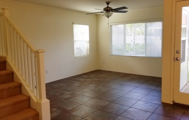 3 beds, 2.5 baths, $3,400