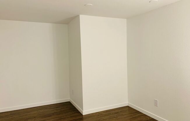 1 bed, 1 bath, 800 sqft, $2,000, Unit 232