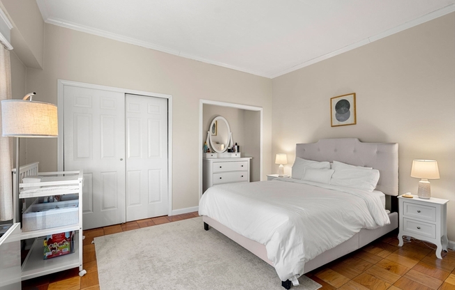 2 beds, 2 baths, 1,285 sqft, $4,900, Unit 17M