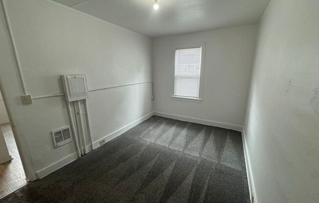 1 bed, 1 bath, 600 sqft, $895, Unit A102