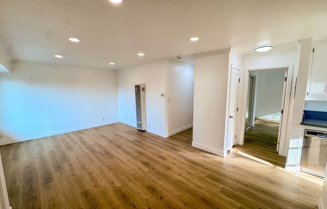 924 Gaviota Avenue - ADW