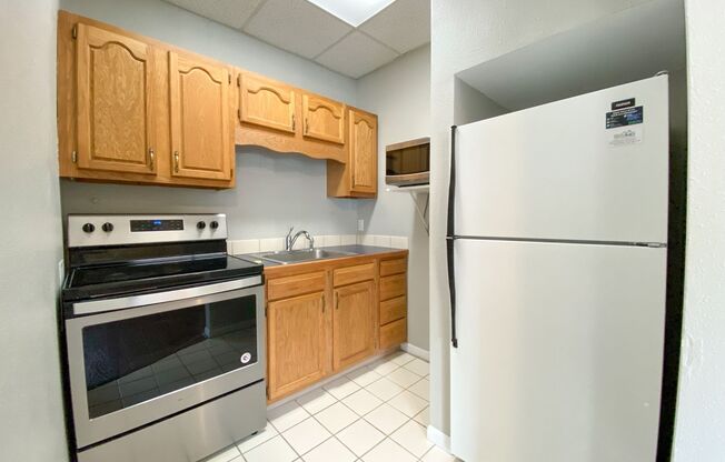 1 bed, 1 bath, 350 sqft, $835, Unit Unit 104