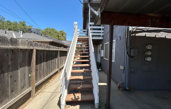 134, 136, 138 W 20th Street Merced