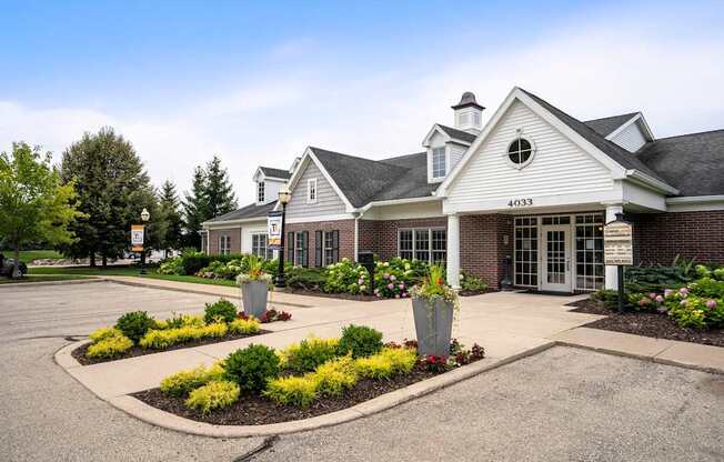 A building with the number 4033 on it.