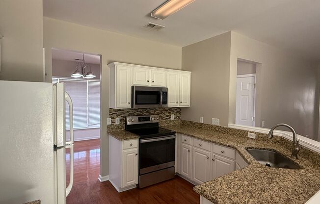 8611 DENNINGTON GRV LN