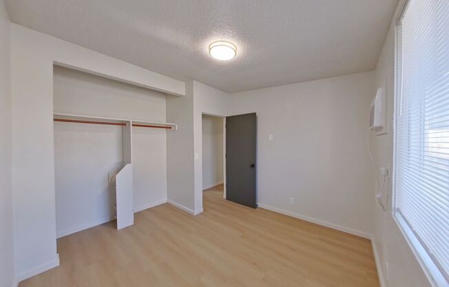 3 beds, 1 bath, 755 sqft, $2,347, Unit 30B