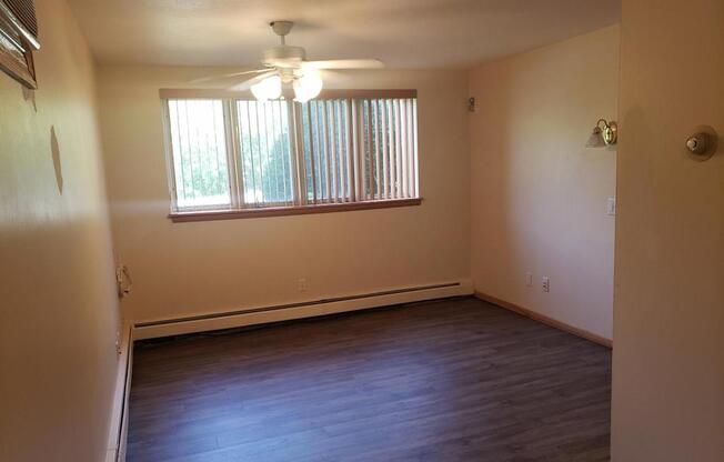 1020 40th Avenue NE. # 2