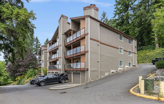 8980 REDMOND WOODINVILLE RD NE