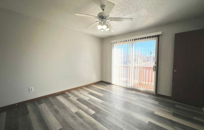 2 beds, 2 baths, 958 sqft, $950, Unit A423-305