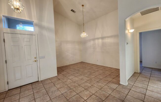 Charming Single-Story Pulte Home in a corner lot. 0