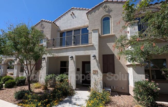 4021 E PONY LN
