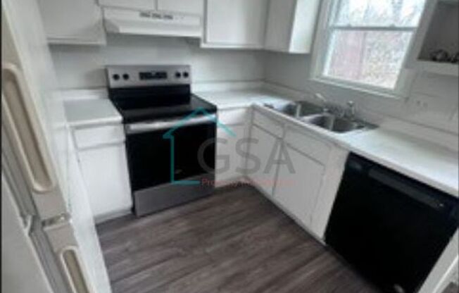 2 beds, 1.5 baths, 975 sqft, $950, Unit Cliffwood Terrace-4302-4A