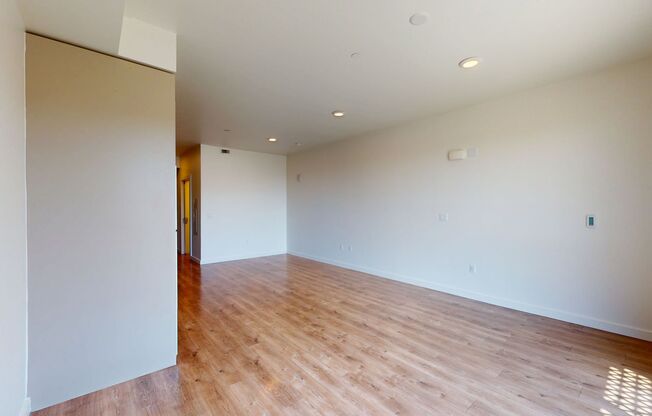 Studio, 1 bath, 488 sqft, $2,050, Unit 518