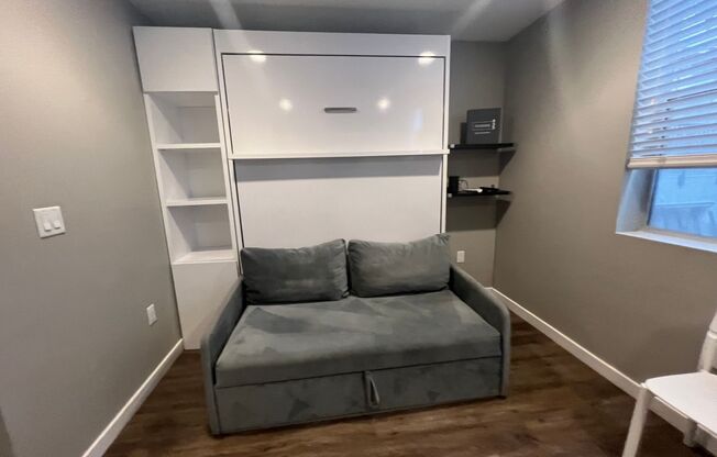 Studio, 1 bath, 277 sqft, $1,725, Unit 435-304