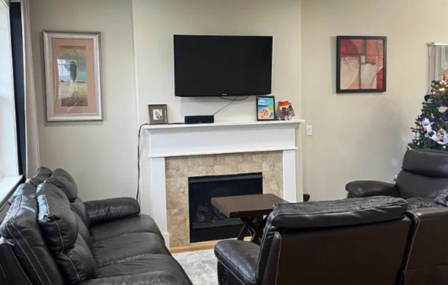 Beautiful 3 BD | 2.5 BA | Single-Family Home | Bethany Creek Falls Community | North Bethany | A+ Schools!