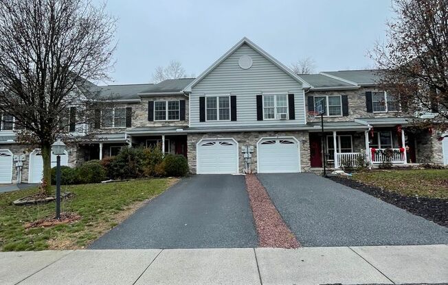 12 Lenox Ct, Mechanicsburg