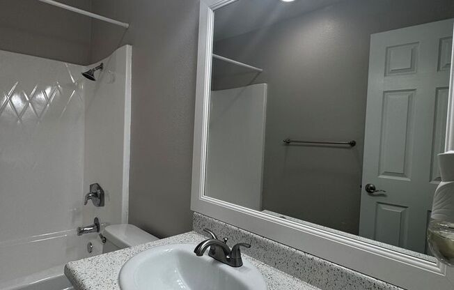 1 bed, 1 bath, 820 sqft, $2,340, Unit S067