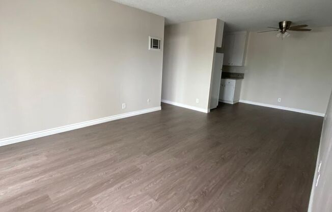 1 bed, 1 bath, $1,950, Unit 20