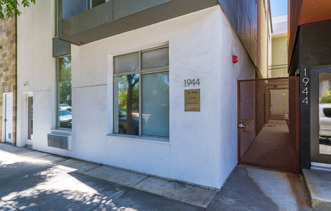 2 Bed 2 Bath in The Heart of Little Italy