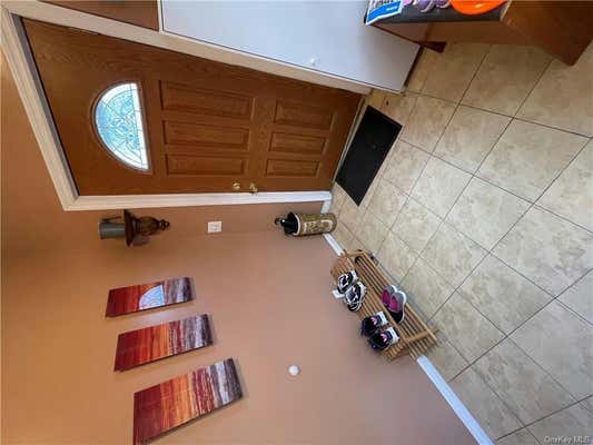 3 beds, 1 bath, 920 sqft, $3,750, Unit 1