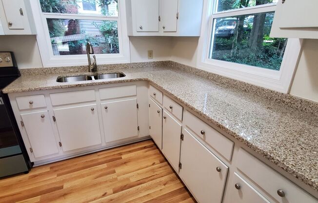 Charming 3-Bedroom Home in the Heart of Durham!