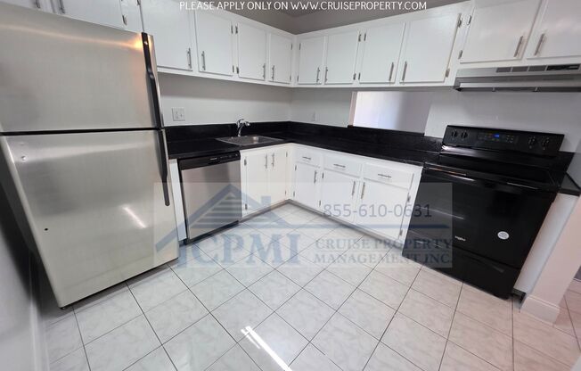 1 bed, 1 bath, 621 sqft, $1,750, Unit V111