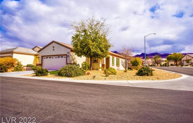 2439 ANDROMEDA AVE