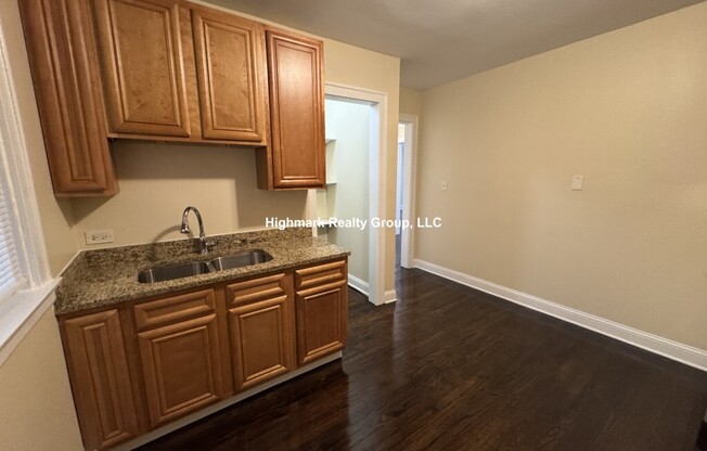 2510 N LECLAIRE