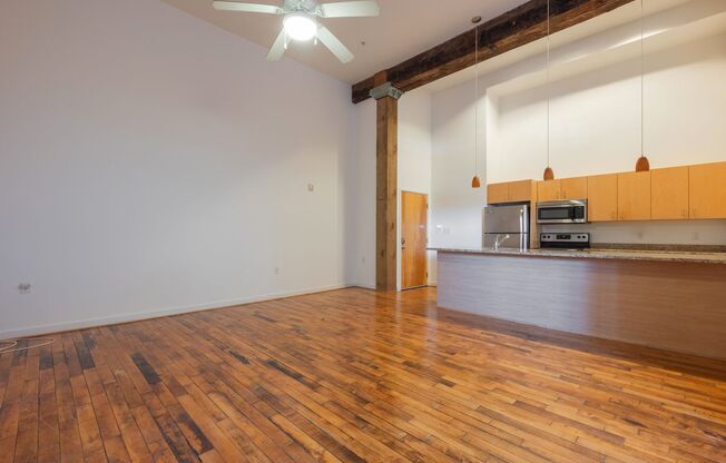 2 beds, 2 baths, 1,060 sqft, $1,250, Unit 209