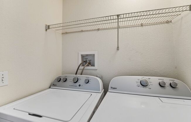 1 bed, 1 bath, $1,395, Unit UNIT 2075