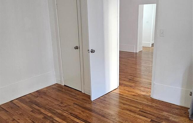 1 bed, 1 bath, 475 sqft, $2,600, Unit 2E