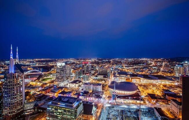 Highrise Condo in the Heart of Music City!