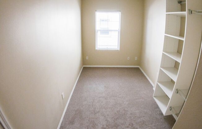 Studio, 1 bath, 160 sqft, $1,195, Unit 6B