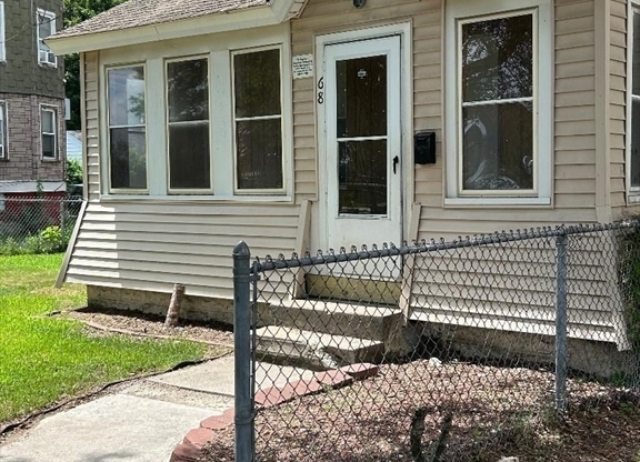 68 BENTON ST