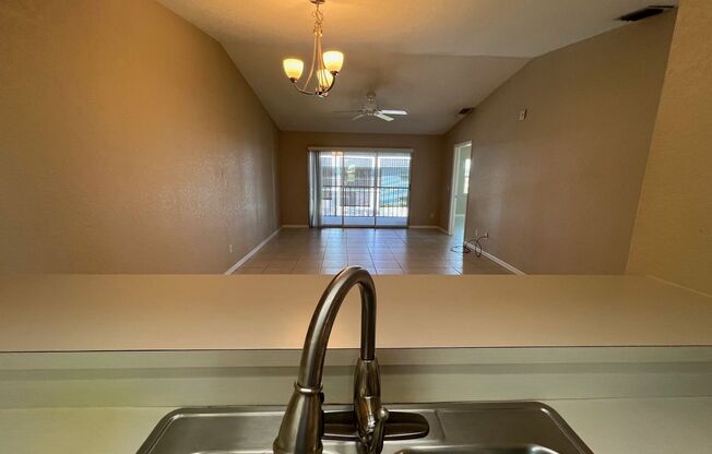 2 beds, 2 baths, $1,550, Unit # 122