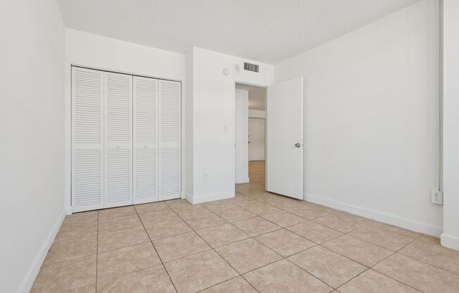 2 beds, 2 baths, 1,110 sqft, $2,300, Unit 211S